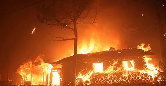 F%2Fwww.telegraph.co.uk%2Fcontent%2Fdam%2FPortalPictures%2Fapril-2019%2Fsouthkoreafire858-xlarge.jpg