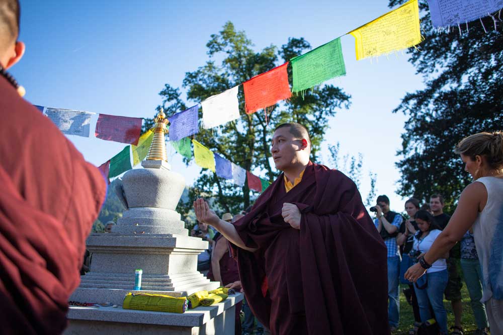 Longlife-Stupa-Europe-Center_09.jpg